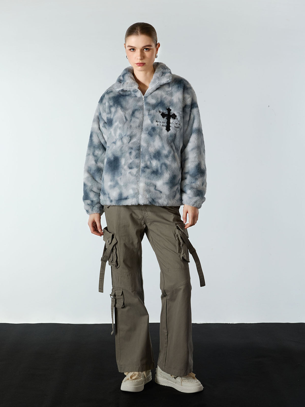 Jaqueta Pavtros Studios Gothic Cross Fleece Jacket