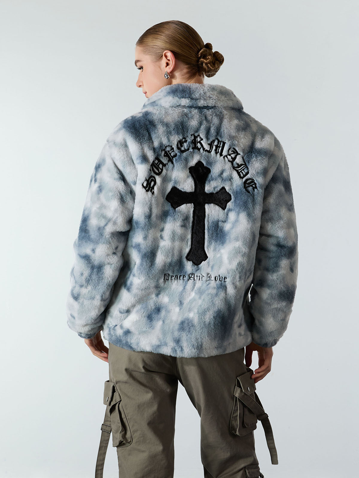 Jaqueta Pavtros Studios Gothic Cross Fleece Jacket
