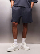 Conjunto Swavvy Studios Minimalist Bunny Polo e Shorts Set