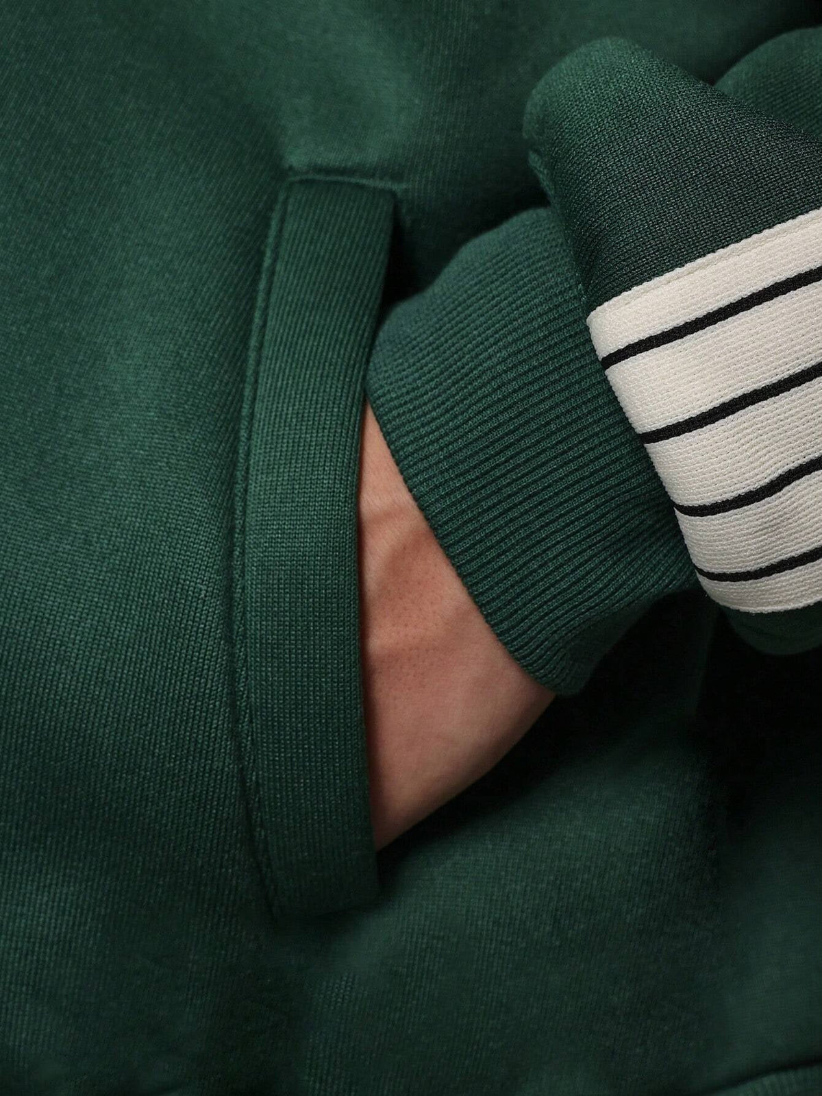 Conjunto Pavtros Vintage Varsity Track Co-Ord