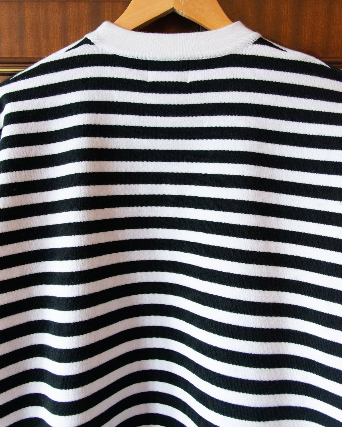 Camiseta Pavtros KNITTED PEEPING
