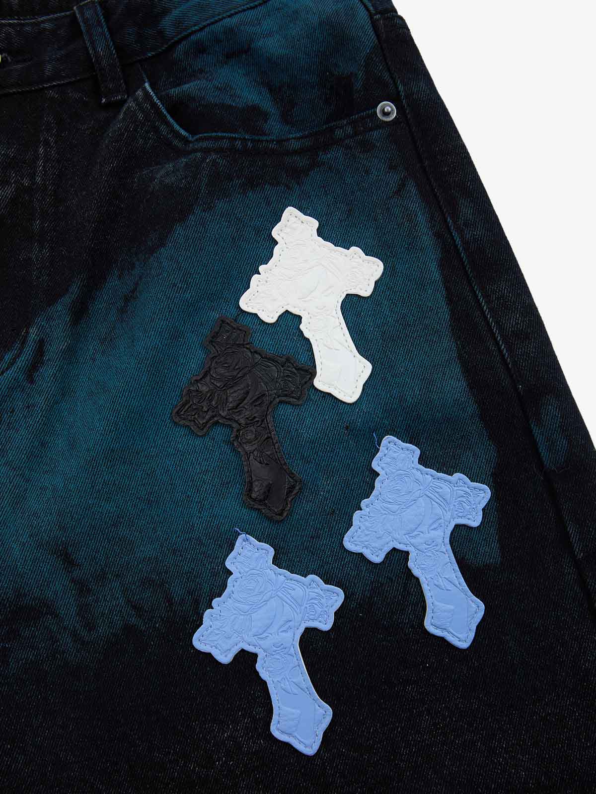 Calça Jeans Pavtros Cross Leather Patch Washed