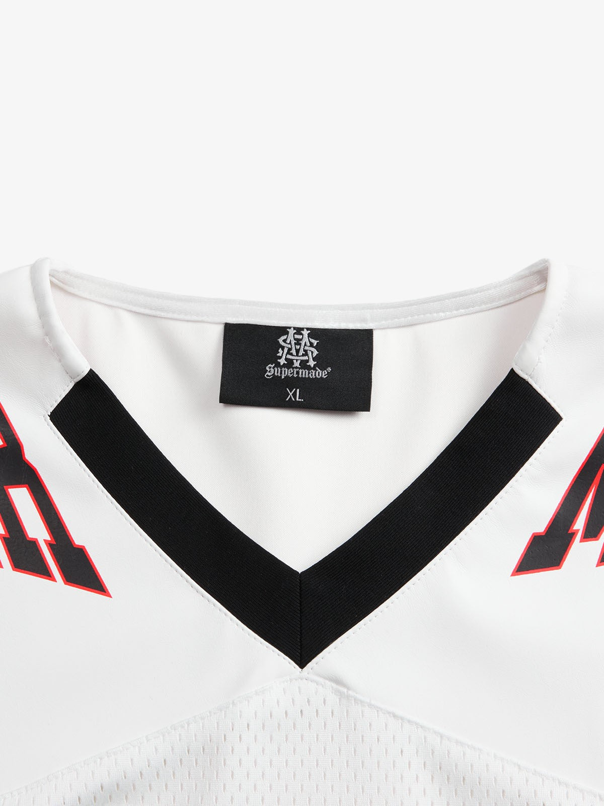 Camiseta Pavtros Contrast White