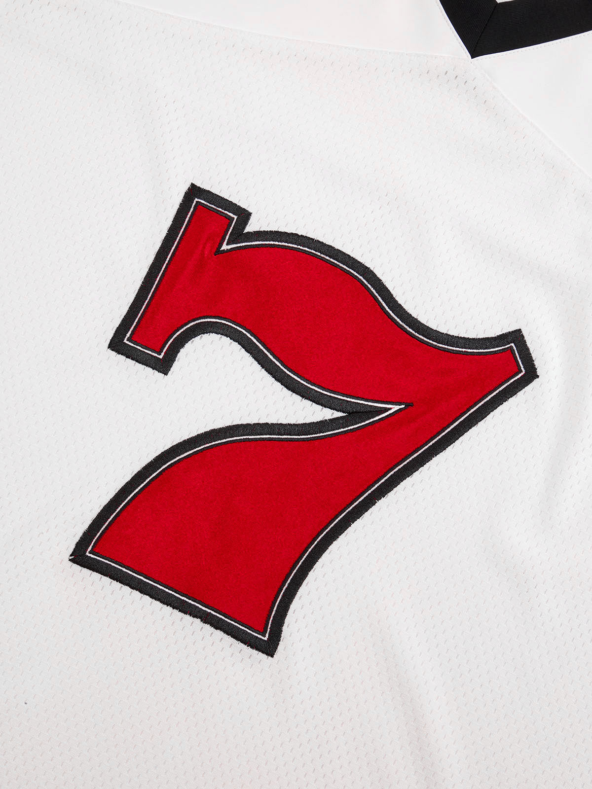 Camiseta Pavtros Contrast White