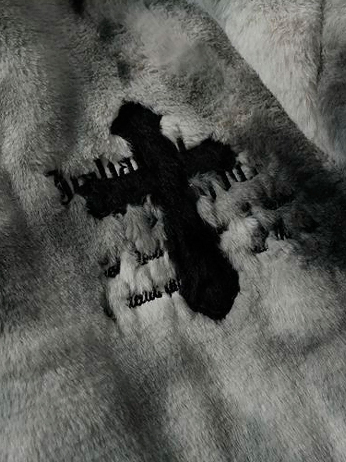 Jaqueta Pavtros Studios Gothic Cross Fleece Jacket