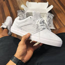 Tesla Tg 02 All White
